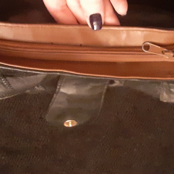 Black Leather Bag - Picture 9 of 10